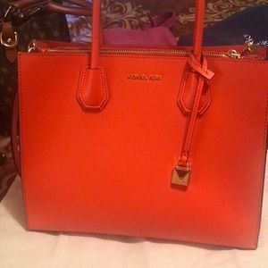 Michael Kors MercerLarge Conv Tote